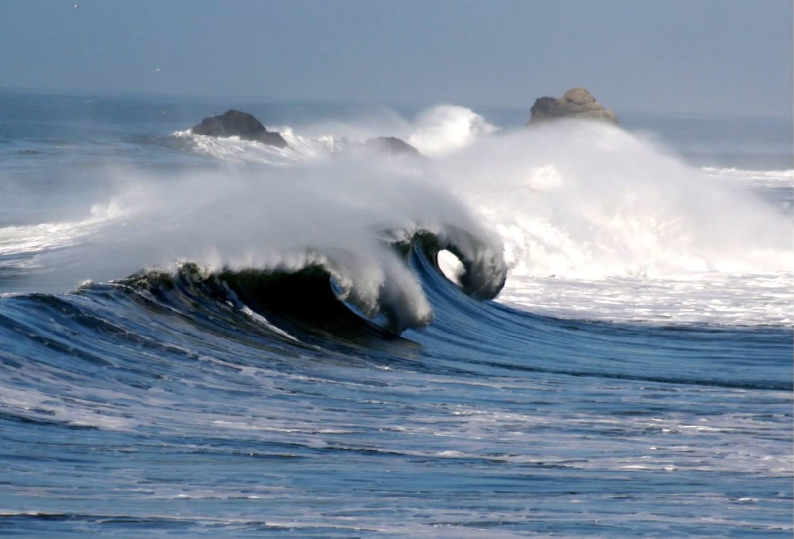 Image of Ocean Waves Crashing